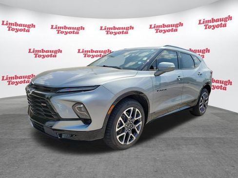 Used 2023 Chevrolet Blazer RS w/ Enhanced Convenience Package FWD image 27