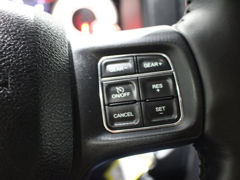 Used 2017 RAM 1500 Sport w/ Black Ram 1500 Sport Group AWD/4WD image 12
