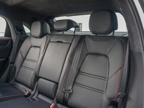 Used 2023 Porsche Cayenne GTS image 35