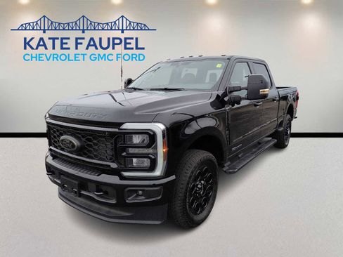 New 2026 Ford F250 Lariat w/ Black Appearance Package AWD/4WD image 3