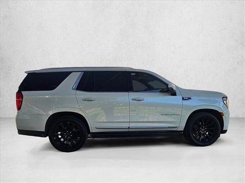 Used 2021 GMC Yukon Denali w/ Denali Ultimate Package AWD/4WD image 5