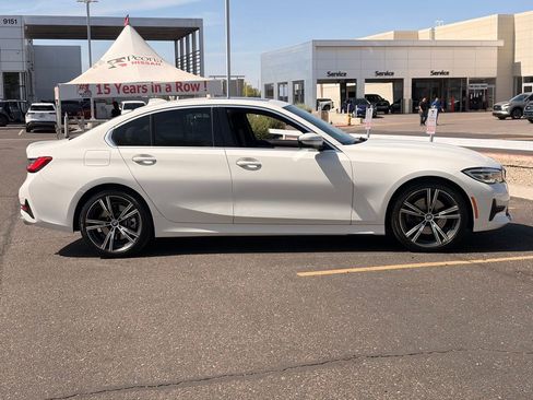 Used 2021 BMW 330i Sedan w/ Convenience Package RWD image 7