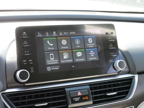 Used 2022 Honda Accord EX-L image 22