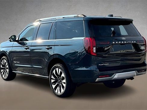 New 2025 Ford Expedition Platinum w/ Platinum Ultimate Package image 3