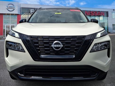 Certified 2023 Nissan Rogue SV w/ SV Premium B Package AWD/4WD image 2