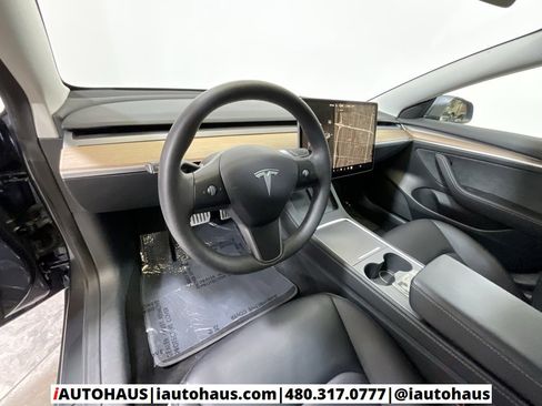 Used 2023 Tesla Model 3 Performance image 11