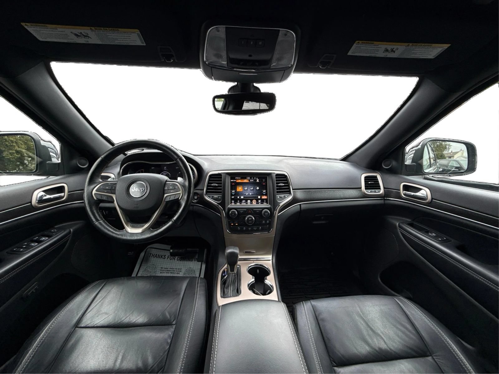Used 2017 Jeep Grand Cherokee Limited AWD/4WD image 23