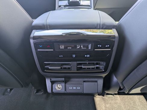 Certified 2026 Acura MDX FWD w/ Technology Package image 23