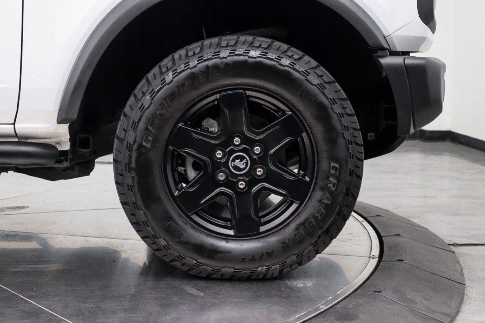 Used 2022 Ford Bronco Black Diamond AWD/4WD image 13