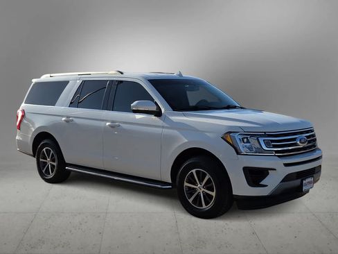 Used 2021 Ford Expedition Max XLT RWD image 2