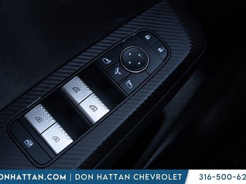 Used 2024 Mitsubishi Outlander SE image 10