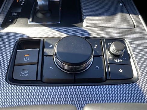 Certified 2025 MAZDA CX-70 Plug-In Hybrid w/ Premium Plus image 23