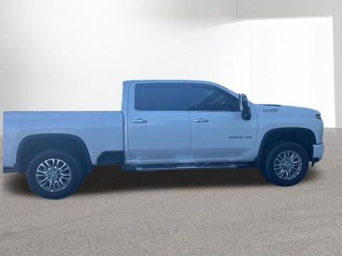 Used 2020 Chevrolet Silverado 2500 High Country AWD/4WD image 15