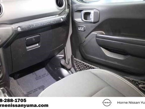 Used 2021 Jeep Wrangler Unlimited Sport image 12