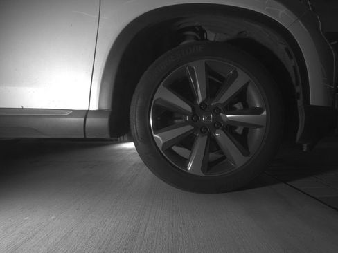 Used 2023 Honda Pilot Touring image 8