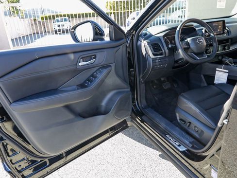 New 2026 Nissan Rogue SV image 13