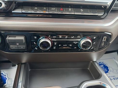 New 2026 GMC Sierra 1500 SLT w/ SLT Premium Package image 23