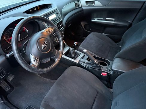 Used 2011 Subaru Impreza 2.5i Premium w/ PWR Moonroof Value Pkg image 9