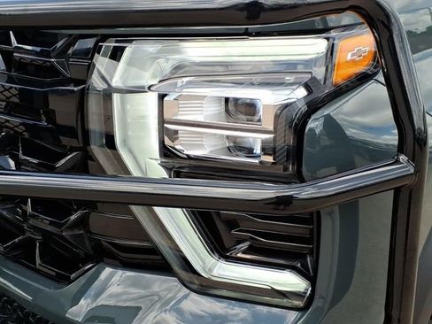 Used 2026 Chevrolet Silverado 2500 ZR2 w/ LPO, Dark Essentials Package AWD/4WD image 9