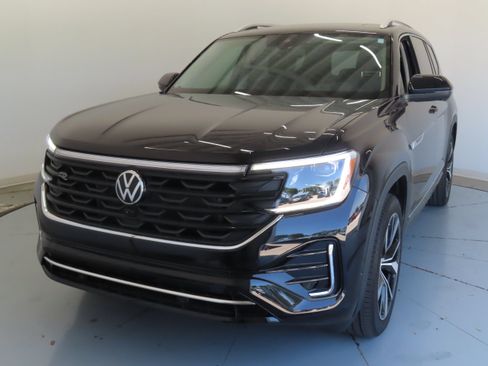 New 2025 Volkswagen Atlas SEL Premium R-Line AWD/4WD image 8