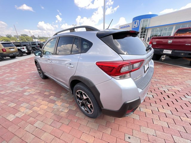 Used 2020 Subaru Crosstrek 2.0i AWD/4WD image 32