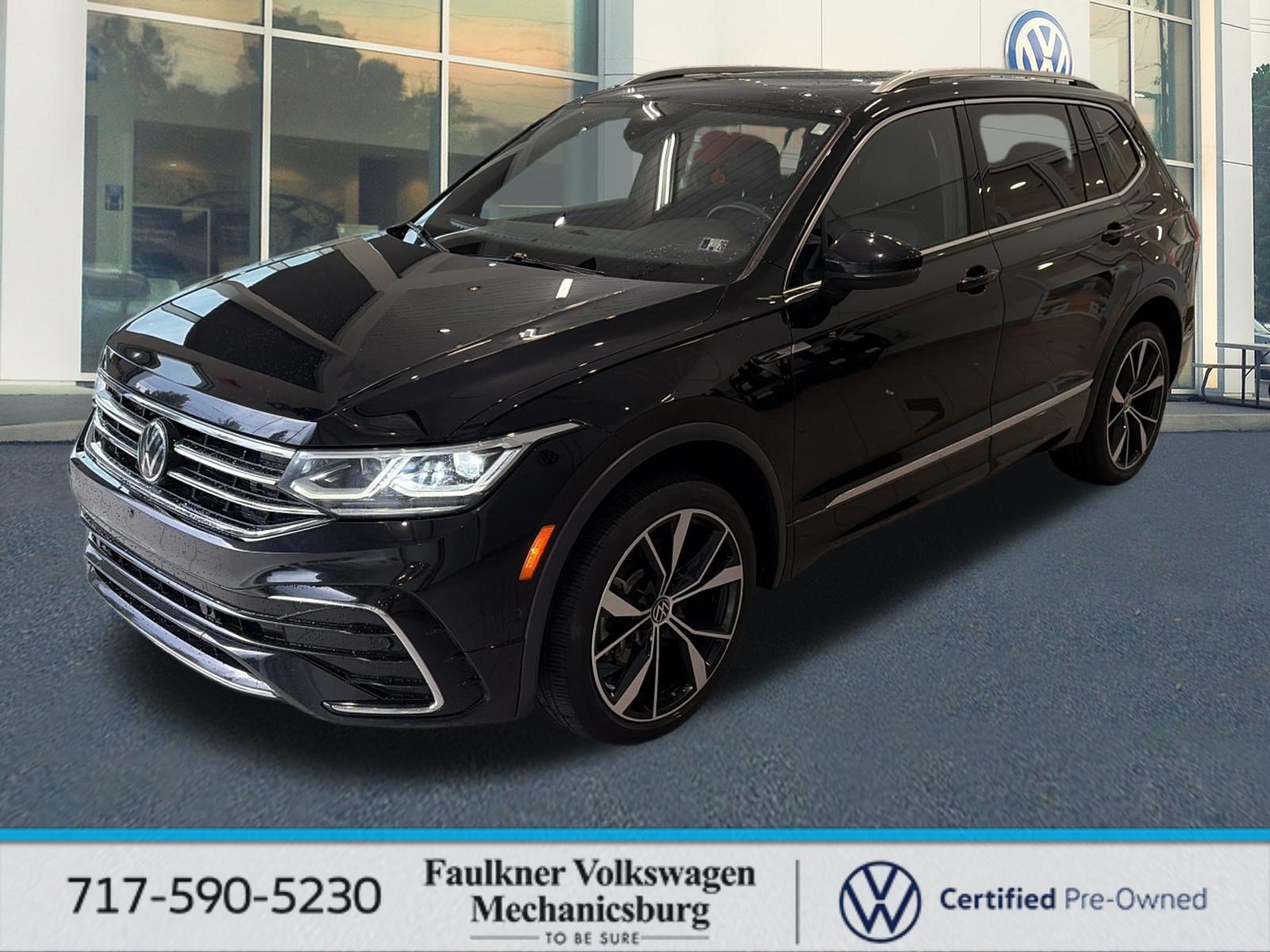 Used 2024 Volkswagen Tiguan SEL R-Line AWD/4WD image 1