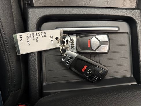 Used 2019 Audi Q5 2.0T Premium Plus image 24