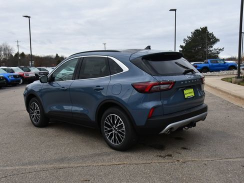 New 2026 Ford Escape Base w/ PHEV Premium Package image 4