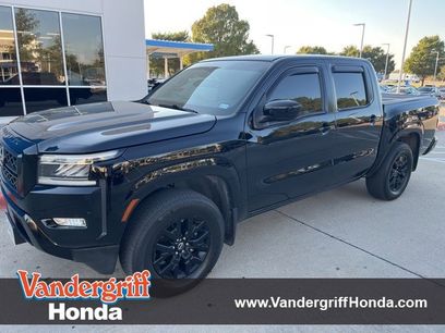 Used 2023 Nissan Frontier SV w/ Midnight Edition Package