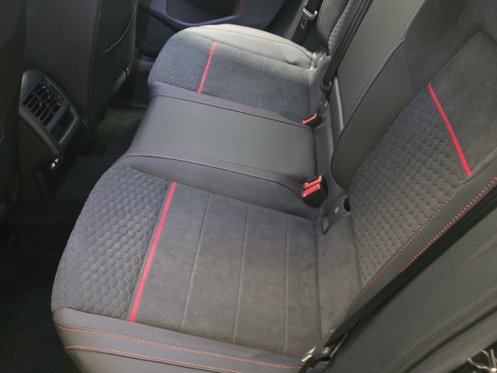 New 2026 Volkswagen GTI SE FWD image 13