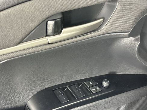 Used 2025 Toyota Camry LE image 13