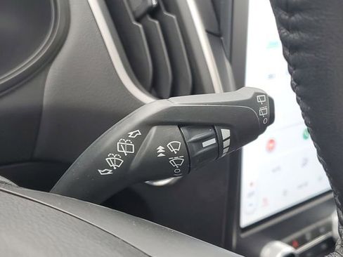 Used 2023 Ford Edge SEL w/ Convenience Package image 19