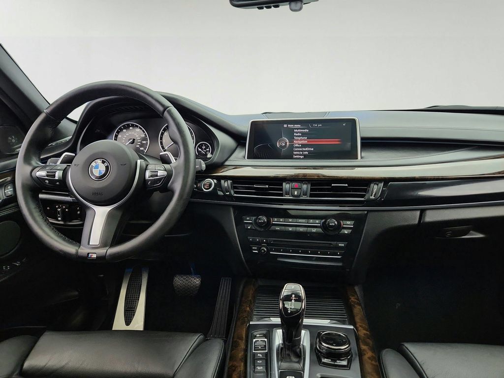 Used 2016 BMW X5 xDrive50i AWD/4WD image 28