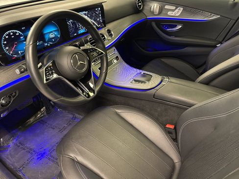 Used 2022 Mercedes-Benz E 350 Sedan image 9