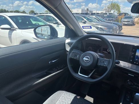 Used 2026 Nissan Kicks SV w/ Cold Weather Package AWD/4WD image 33