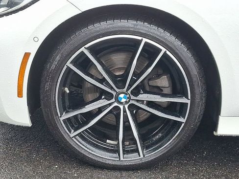 Used 2021 BMW 330i xDrive Sedan w/ M Sport Package AWD/4WD image 28