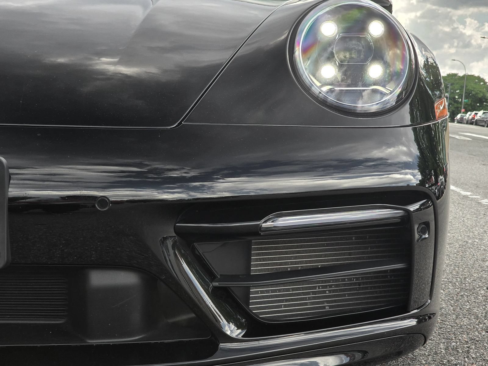 Used 2022 Porsche 911 Carrera 4S AWD/4WD image 12