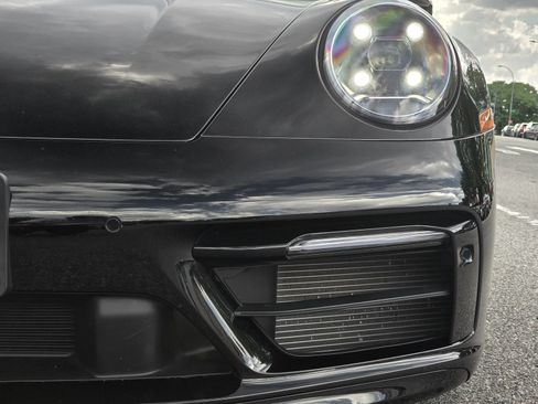 Used 2022 Porsche 911 Carrera 4S AWD/4WD image 12