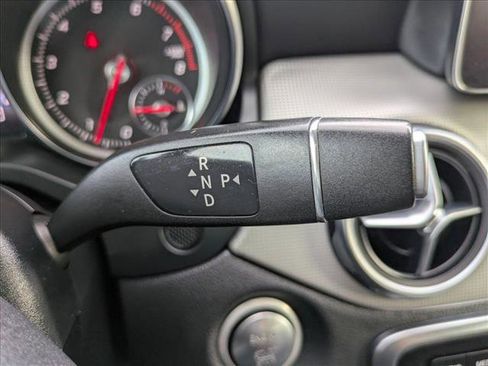 Used 2020 Mercedes-Benz GLA 250 image 12