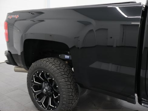 Used 2017 Chevrolet Silverado 2500 High Country w/ Duramax Plus Package AWD/4WD image 26