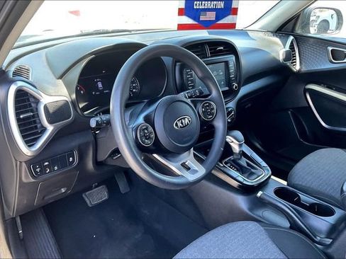 Used 2021 Kia Soul S FWD image 14