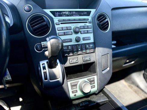 Used 2011 Honda Pilot EX-L image 11