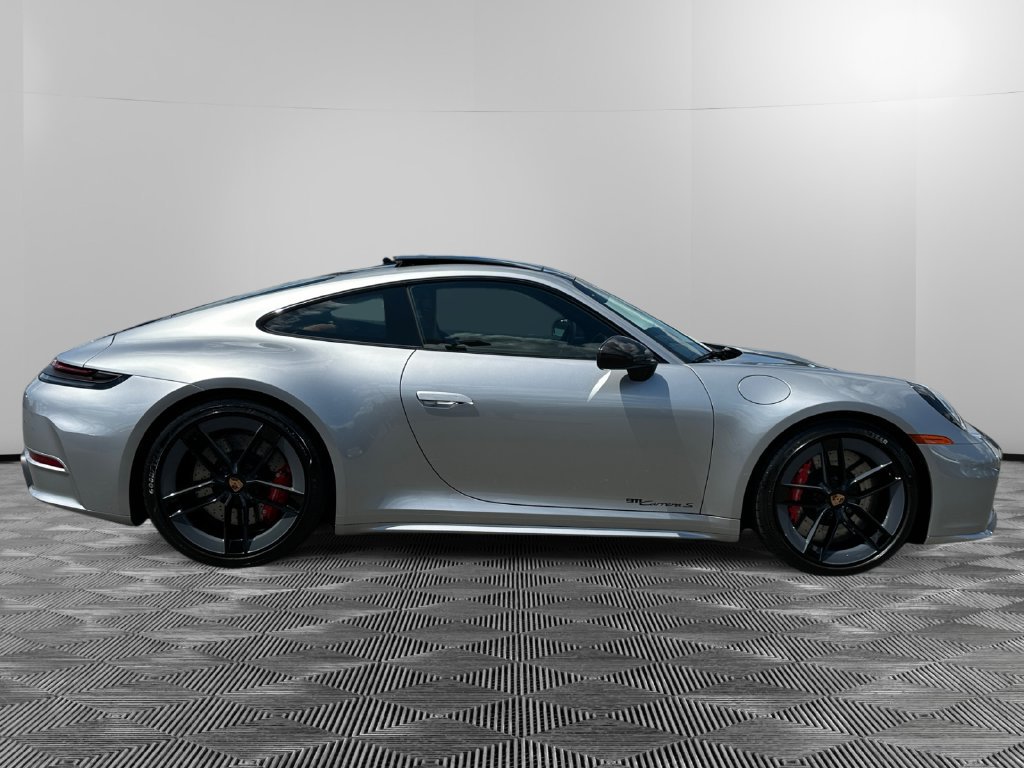 Used 2026 Porsche 911 Carrera S RWD image 7