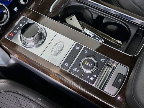 Used 2018 Land Rover Range Rover Supercharged image 18