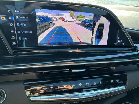 Used 2023 Cadillac Escalade Sport image 11