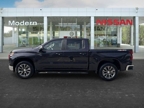 Used 2023 Chevrolet Silverado 1500 LT AWD/4WD image 2