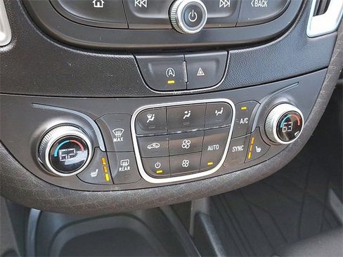 Used 2023 Chevrolet Malibu LT image 15