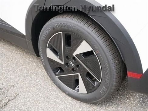 New 2025 Hyundai Ioniq 5 SEL image 10