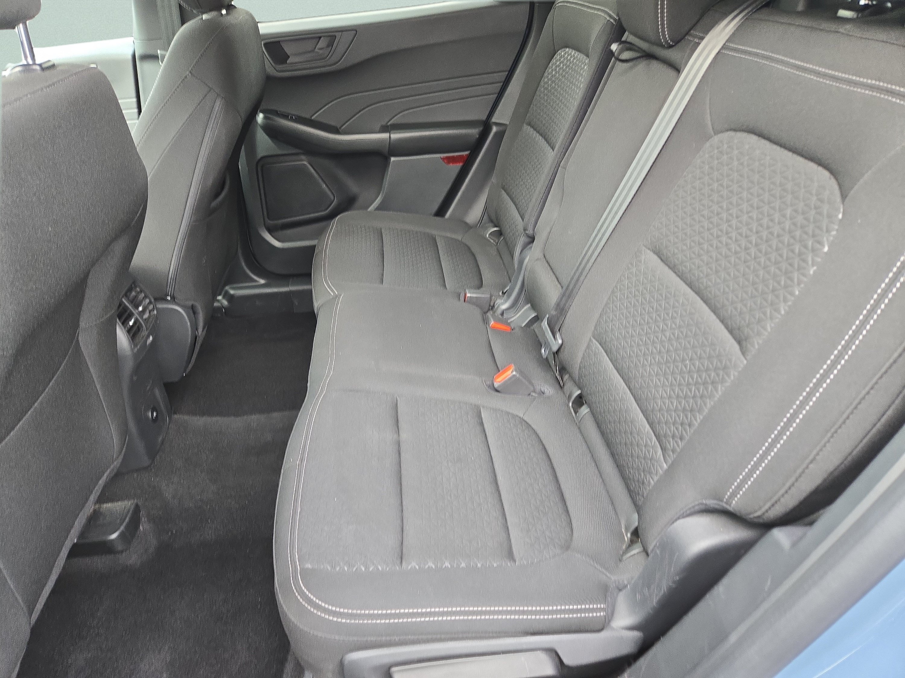 Used 2025 Ford Escape Active AWD/4WD image 25
