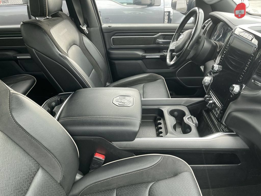 Used 2023 RAM 1500 Laramie AWD/4WD image 11